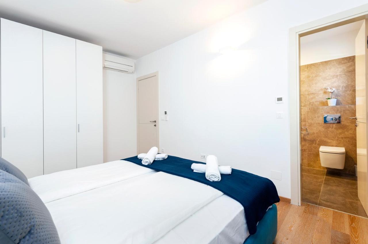 רוביני Sunny Day - Apartment With Parking מראה חיצוני תמונה