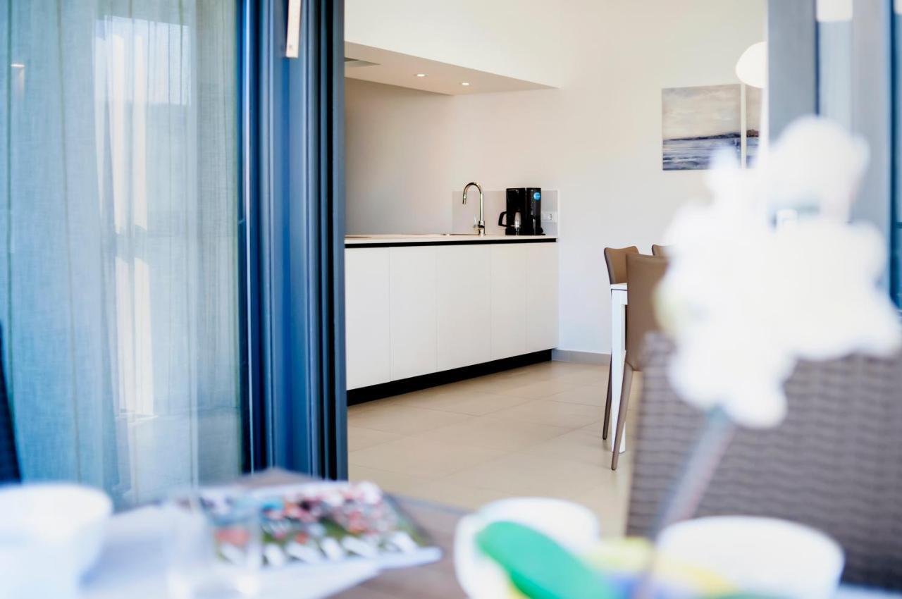 רוביני Sunny Day - Apartment With Parking מראה חיצוני תמונה