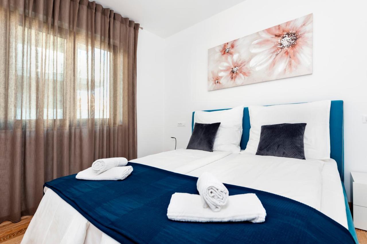 רוביני Sunny Day - Apartment With Parking מראה חיצוני תמונה